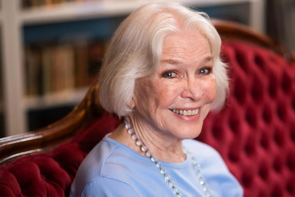 Ellen-Burstyn-Biography