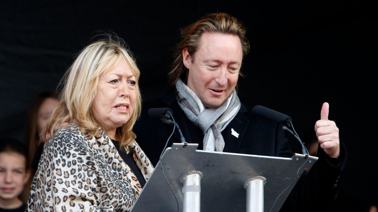 Julian Lennon biography