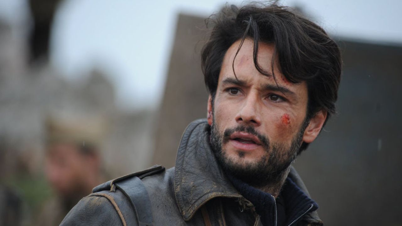 Rodrigo Santoro Income