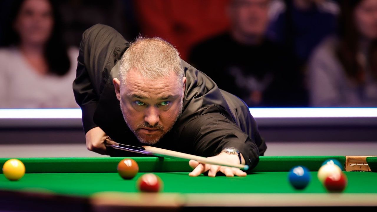 Stephen Hendry income